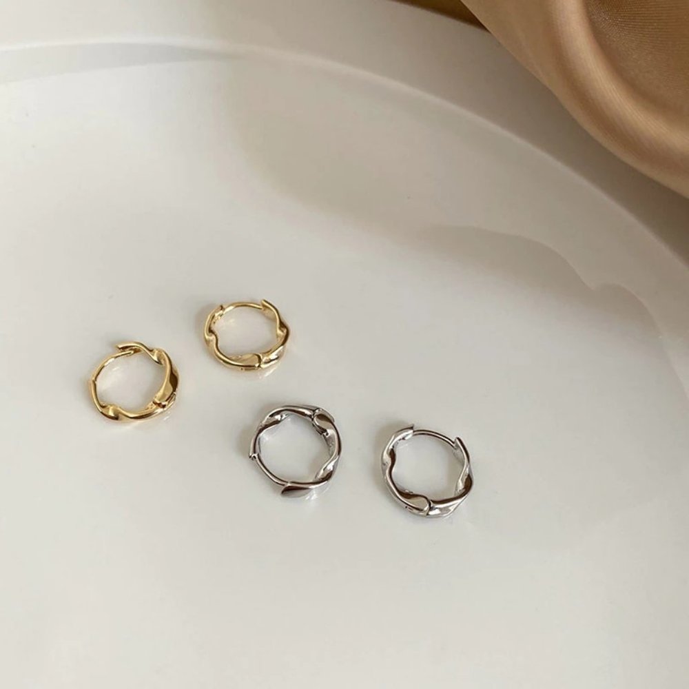 *NEW 925 Sterling Silver Wave Hoop Earrings - Picture 12 of 13